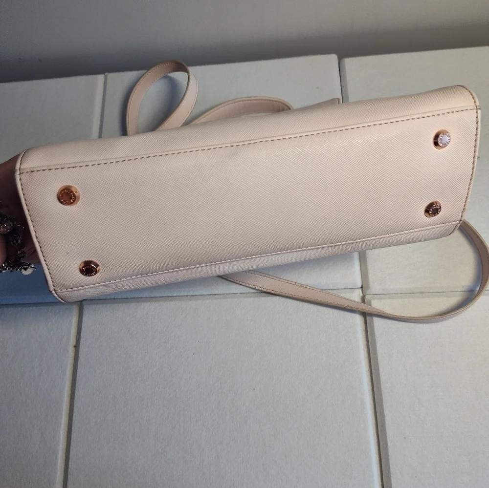 Ted Baker Elegant Pink Handbag